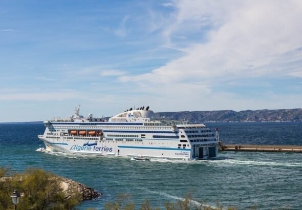 Immobilisation du ferry Tariq ibn Ziyad à Alicante : quelles conséquences pour les voyageurs algériens ?